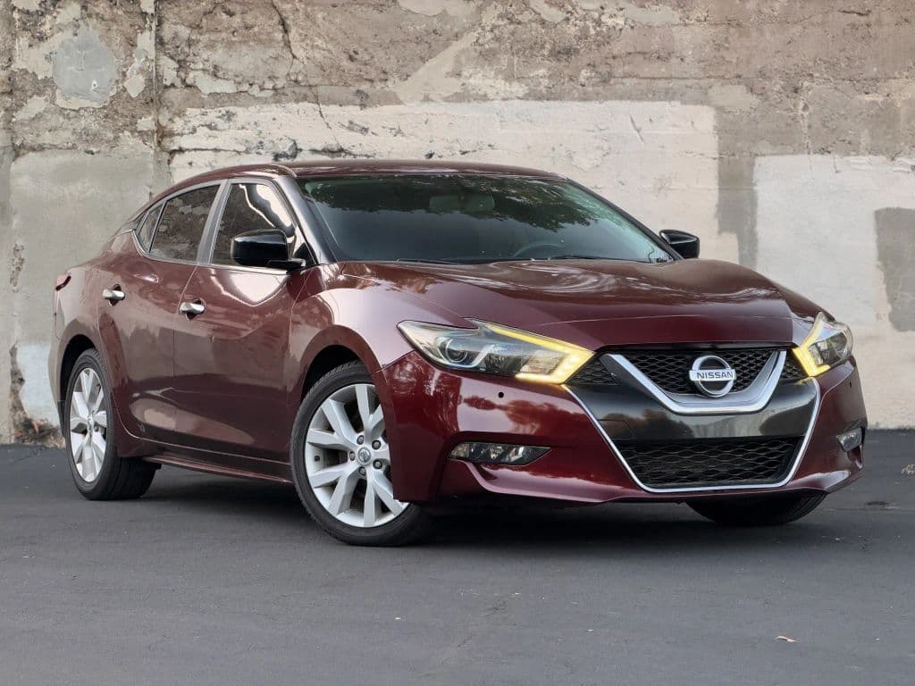 2016 Nissan Maxima S — photo 1 of 33