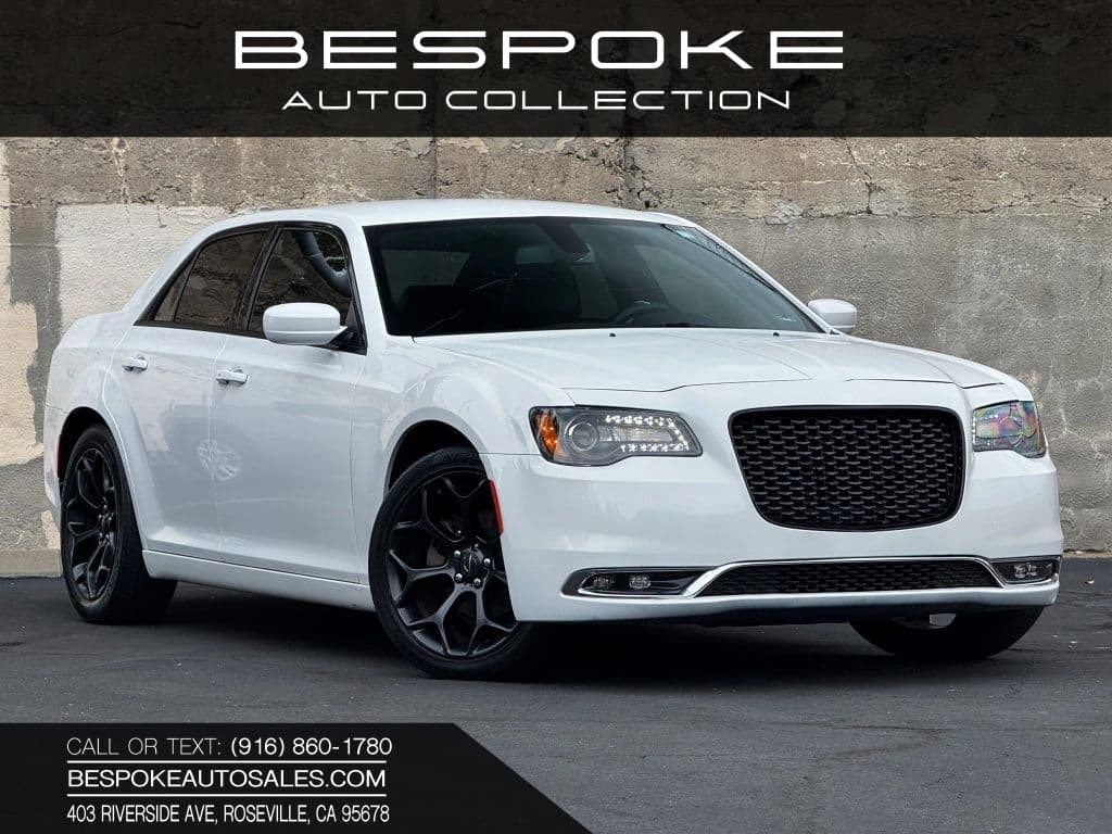 2019 Chrysler 300 300S — photo 1 of 32