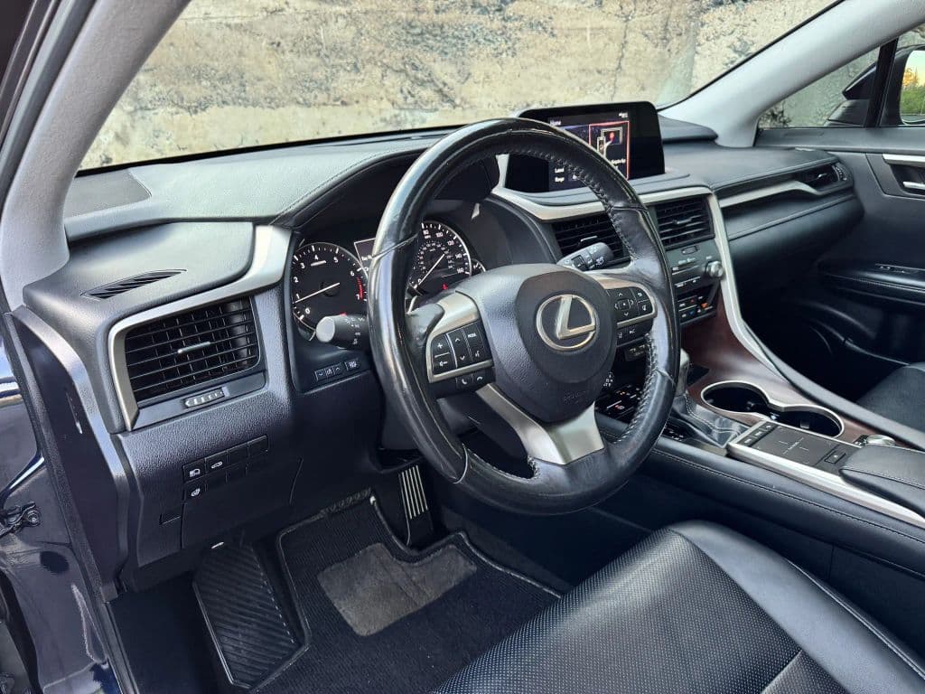 2020 Lexus RX 350 - Photo 17
