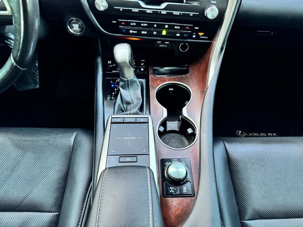 2020 Lexus RX 350 - Photo 37